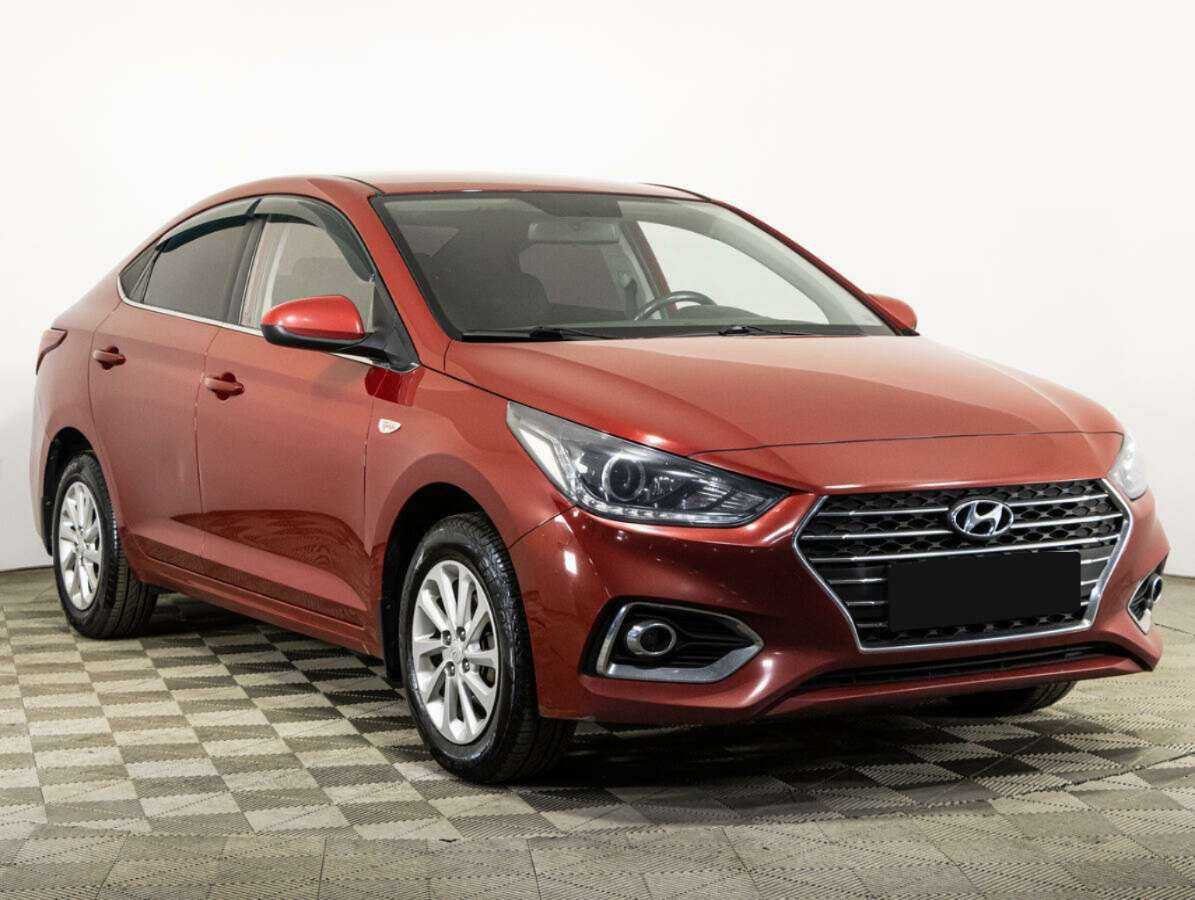 Купить Hyundai Solaris с пробегом. Фото: #2