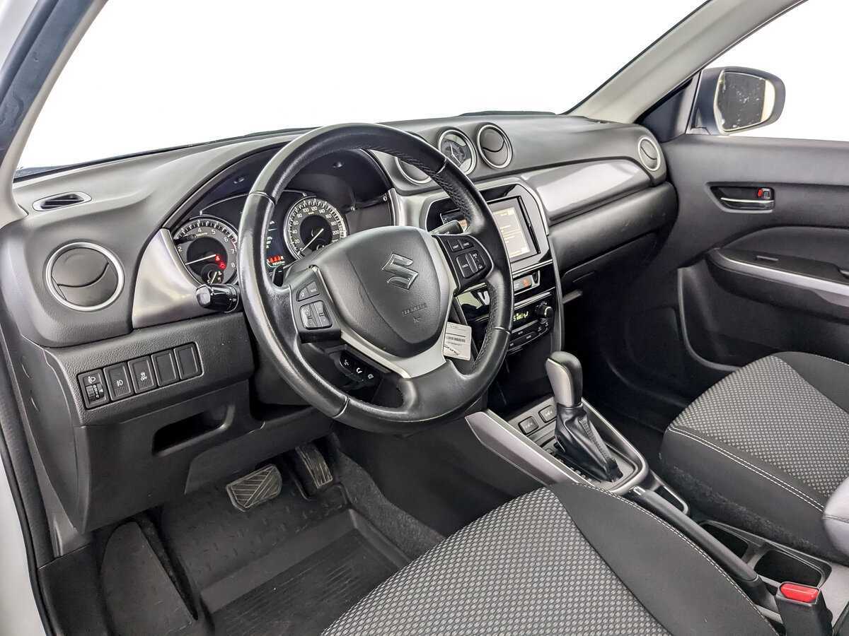 Купить Suzuki Vitara с пробегом. Фото: #13