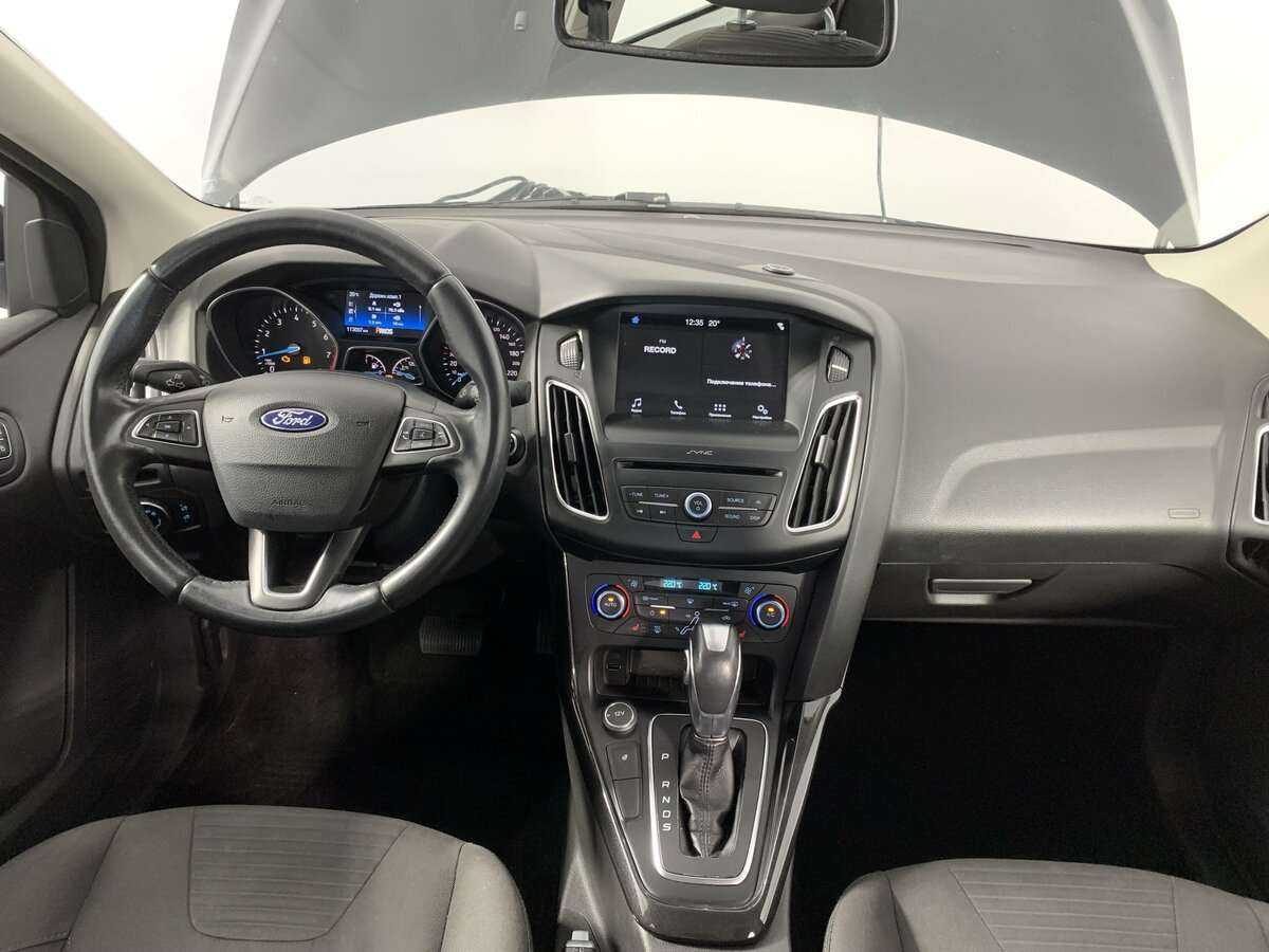 Купить Ford Focus с пробегом. Фото: #11