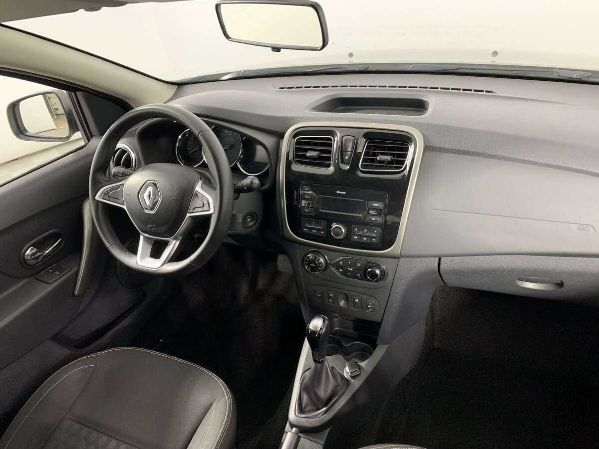 Купить Renault Sandero с пробегом. Фото: #8