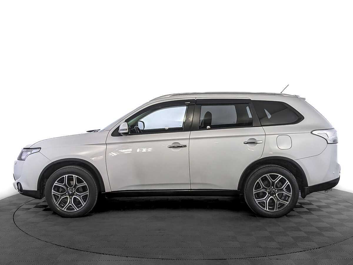 Купить Mitsubishi Outlander с пробегом. Фото: #7