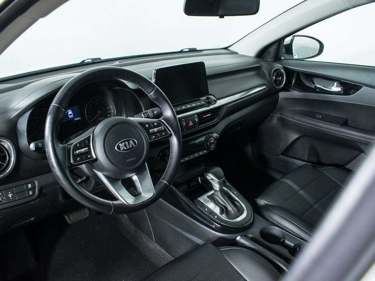 Купить Kia Cerato с пробегом. Фото: #12