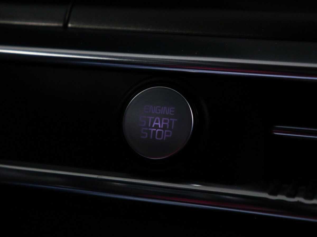 Купить Kia K5 с пробегом. Фото: #29