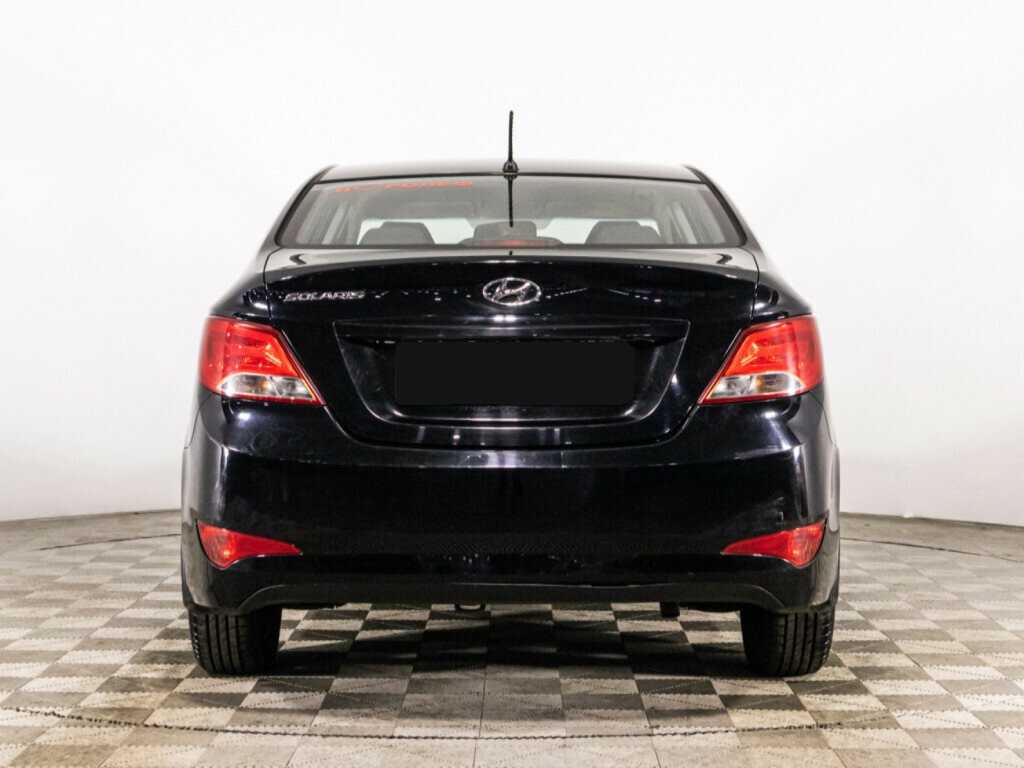 Купить Hyundai Solaris с пробегом. Фото: #5