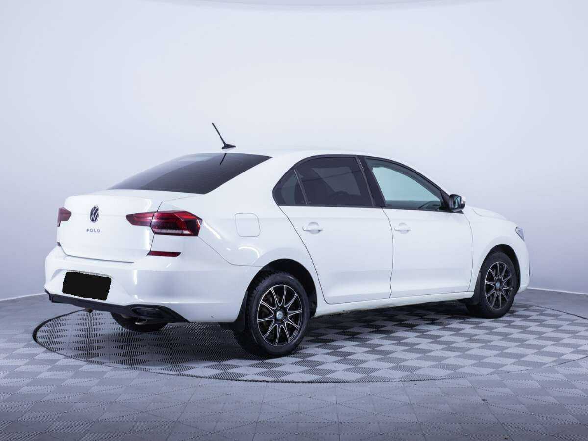 Купить Volkswagen Polo с пробегом. Фото: #3