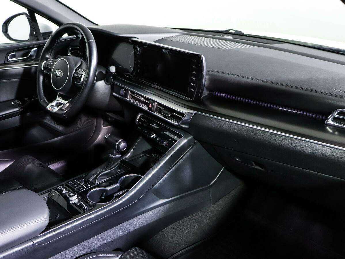 Купить Kia K5 с пробегом. Фото: #6