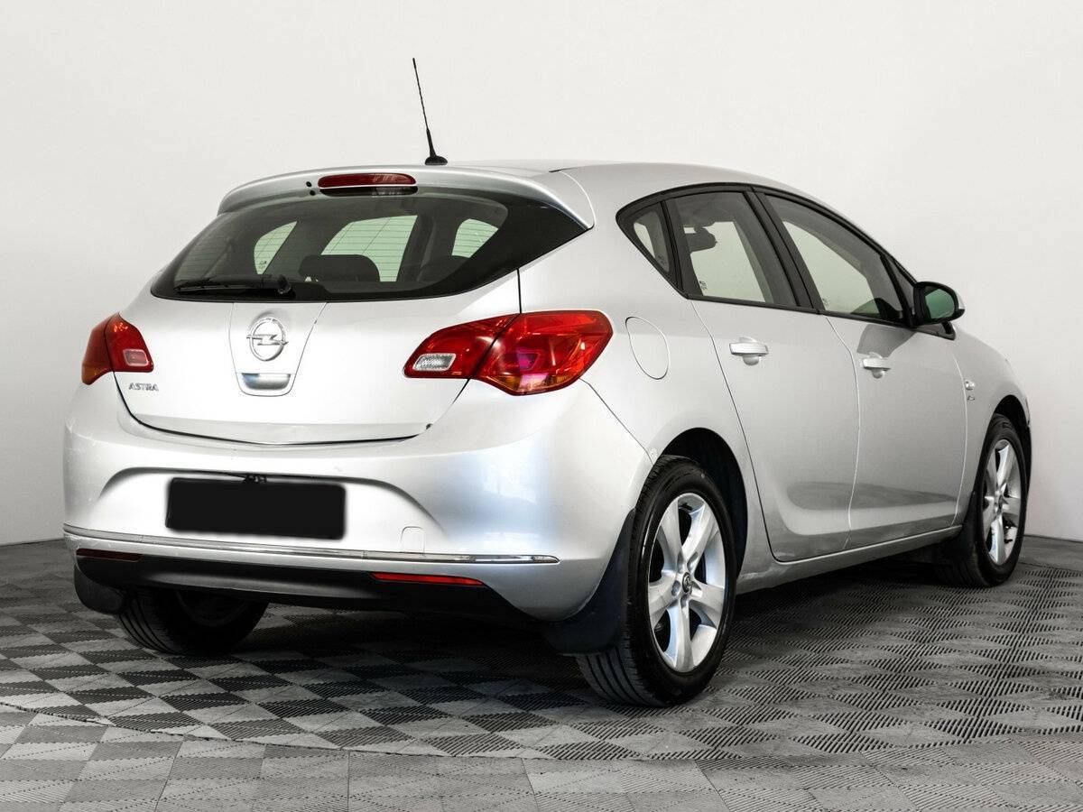 Купить Opel Astra с пробегом. Фото: #4
