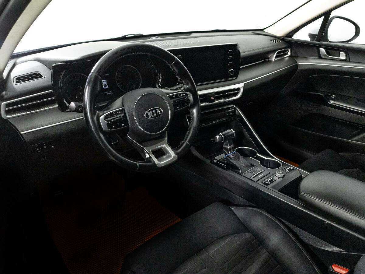 Купить Kia K5 с пробегом. Фото: #11