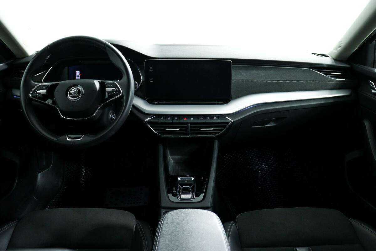 Купить Skoda Octavia с пробегом. Фото: #9