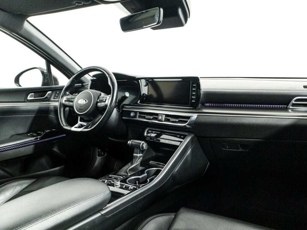 Купить Kia K5 с пробегом. Фото: #9