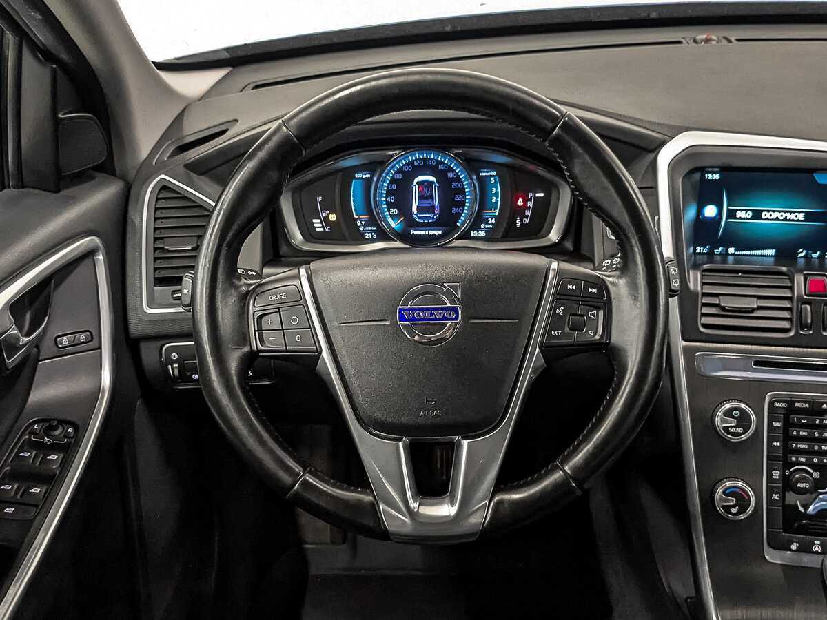 Купить Volvo XC60 с пробегом. Фото: #21