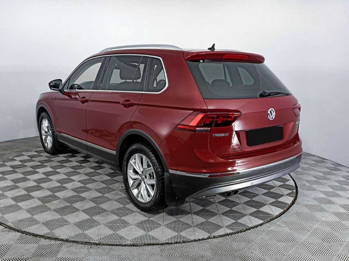 Купить Volkswagen Tiguan с пробегом. Фото: #6