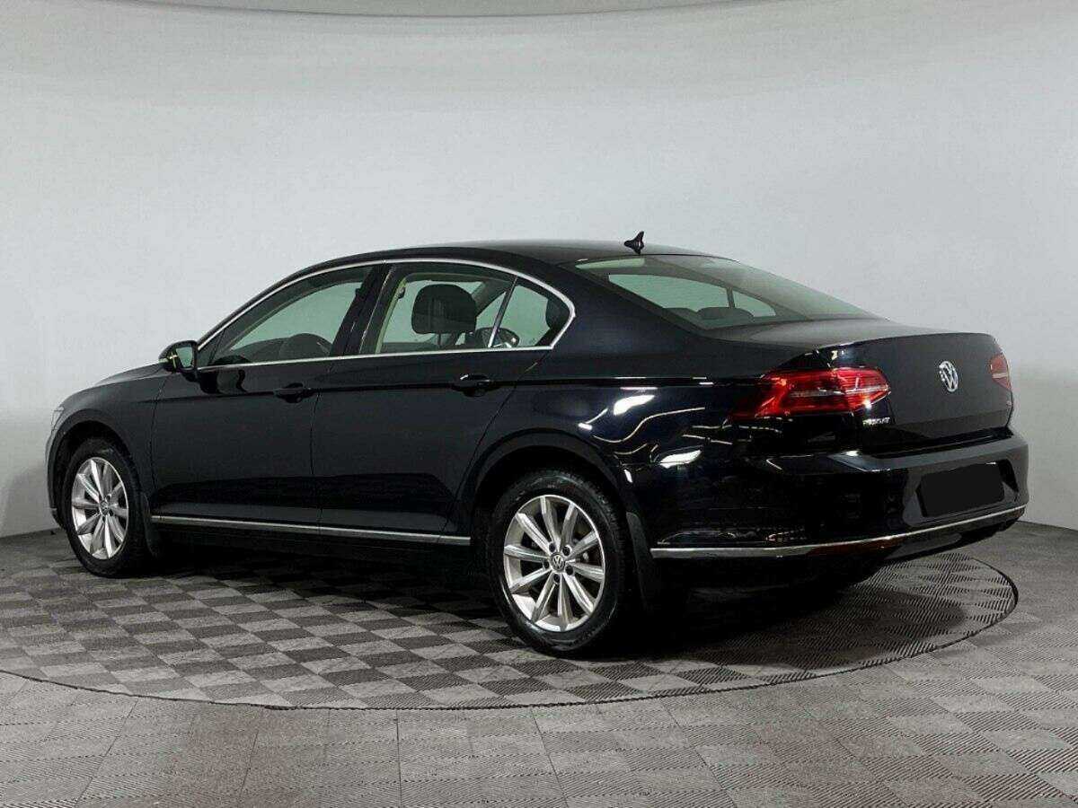 Купить Volkswagen Passat с пробегом. Фото: #6