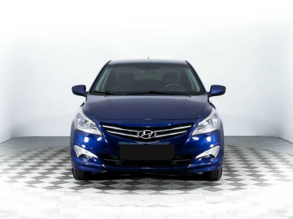 Купить Hyundai Solaris с пробегом. Фото: #1