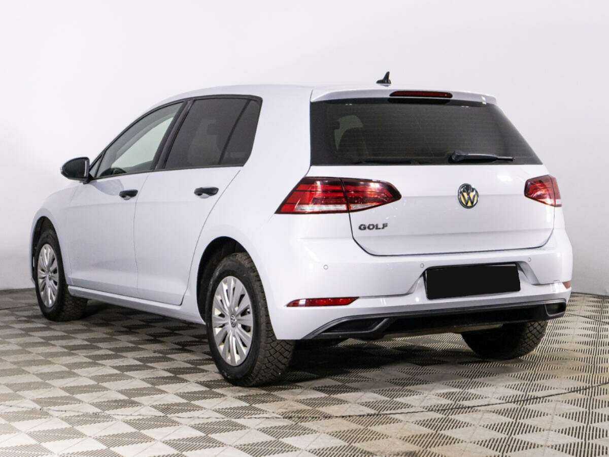 Купить Volkswagen Golf с пробегом. Фото: #6
