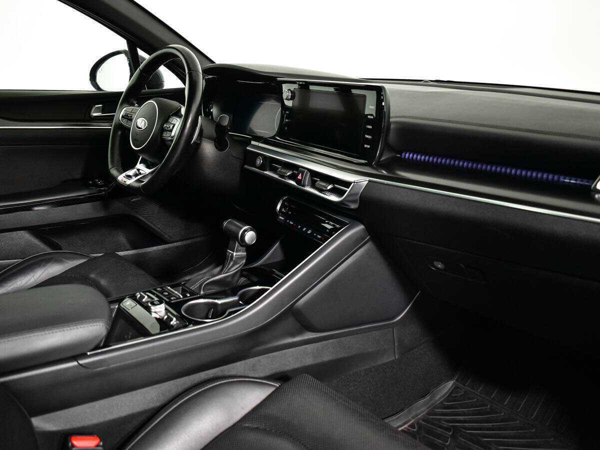 Купить Kia K5 с пробегом. Фото: #8