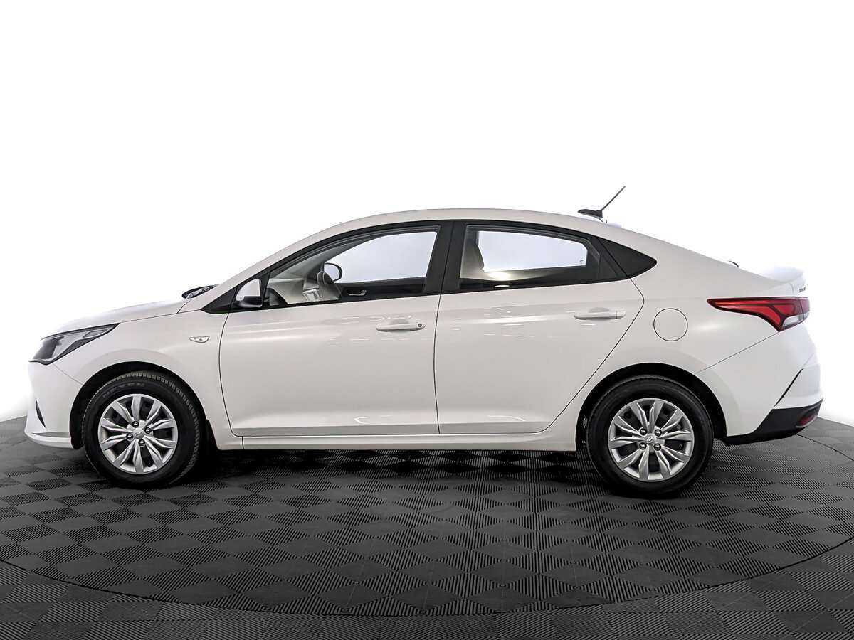 Купить Hyundai Solaris с пробегом. Фото: #7