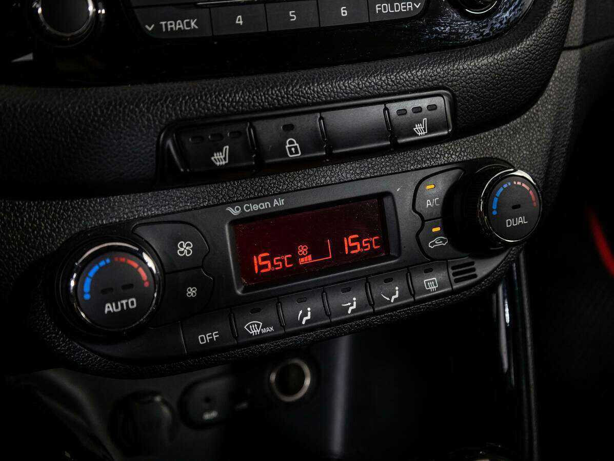 Купить Kia Ceed с пробегом. Фото: #15