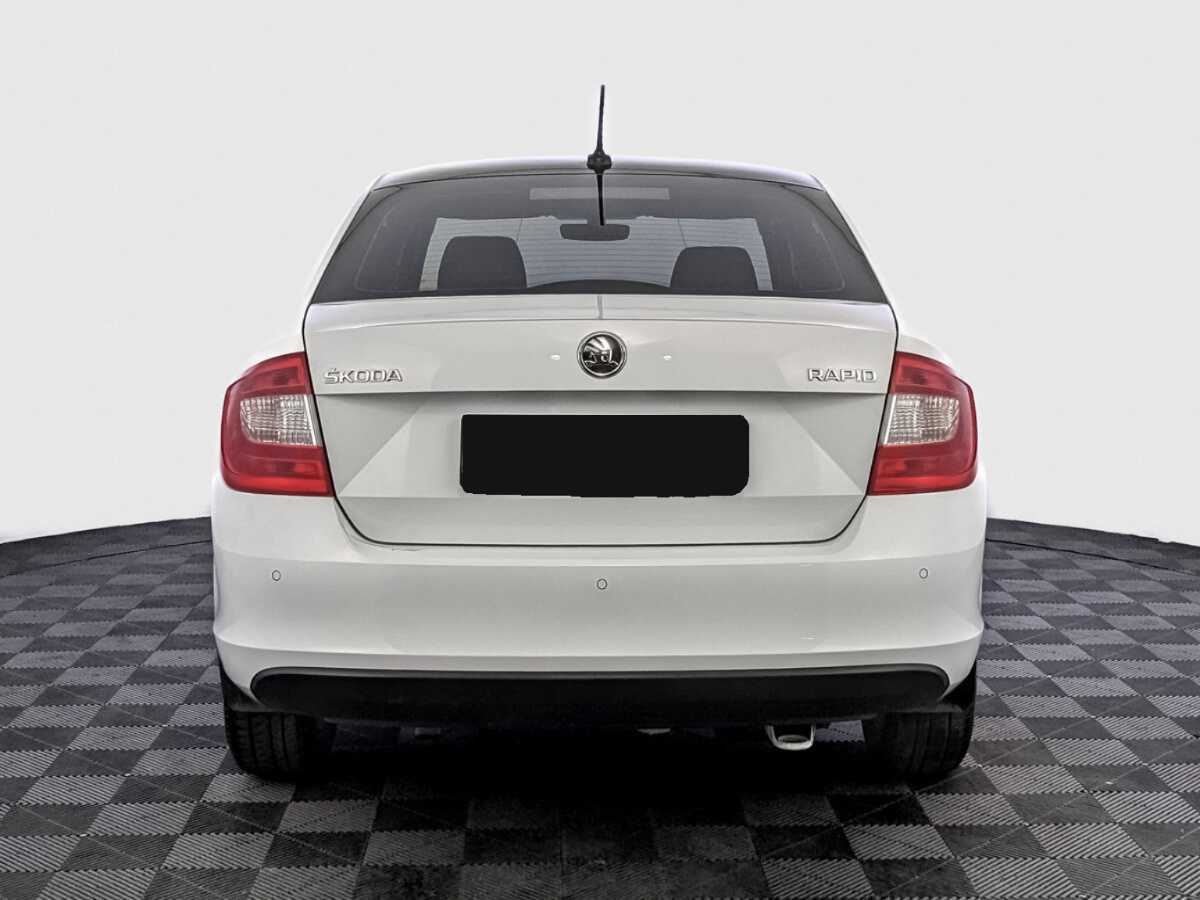 Купить Skoda Rapid с пробегом. Фото: #5
