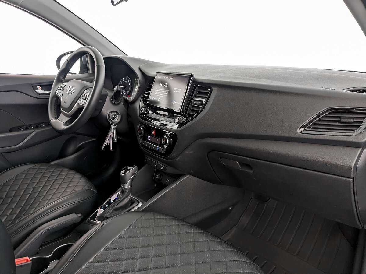 Купить Hyundai Solaris с пробегом. Фото: #8