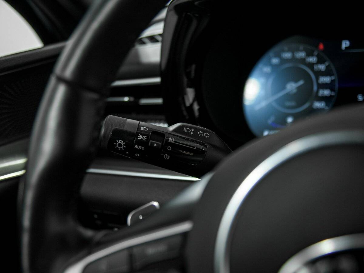 Купить Kia K5 с пробегом. Фото: #7