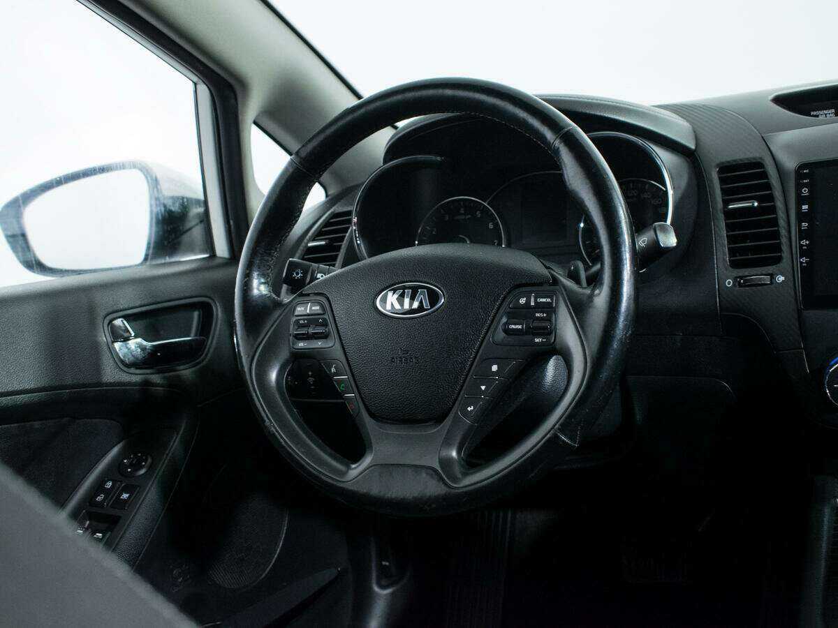 Купить Kia Cerato с пробегом. Фото: #13