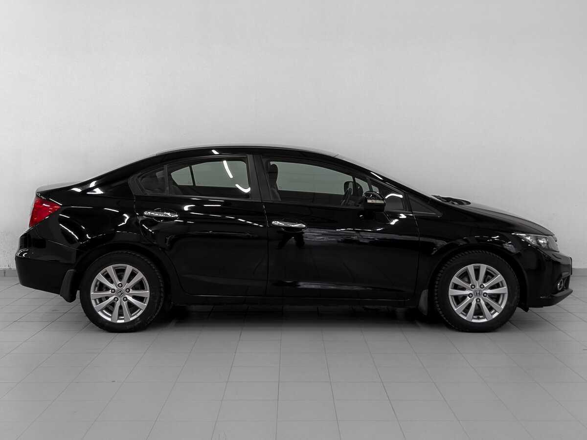 Купить Honda Civic с пробегом. Фото: #3