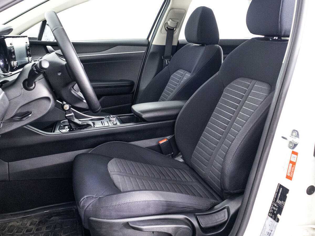 Купить Kia K5 с пробегом. Фото: #14