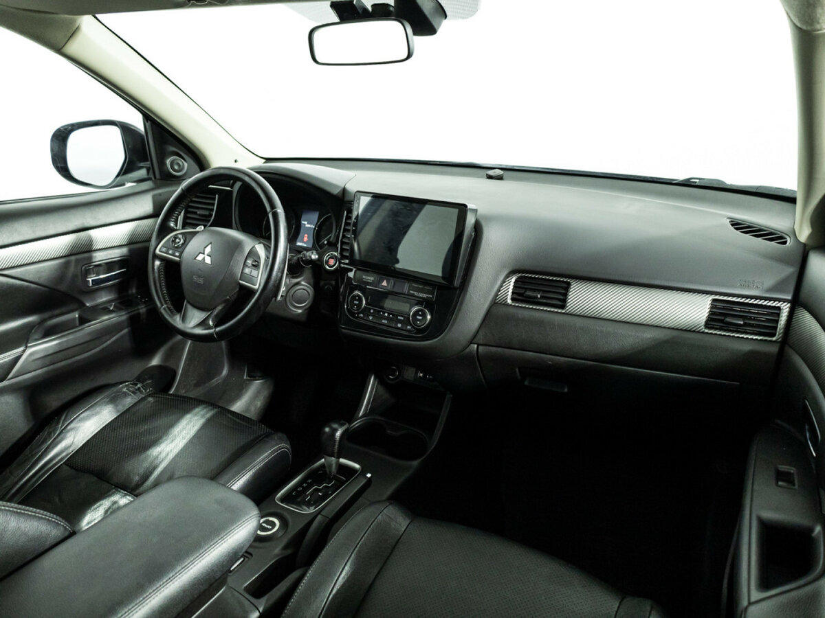 Купить Mitsubishi Outlander с пробегом. Фото: #8