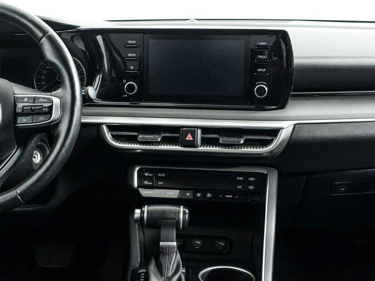 Купить Kia K5 с пробегом. Фото: #13