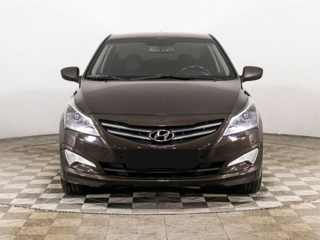 Купить Hyundai Solaris с пробегом. Фото: #1