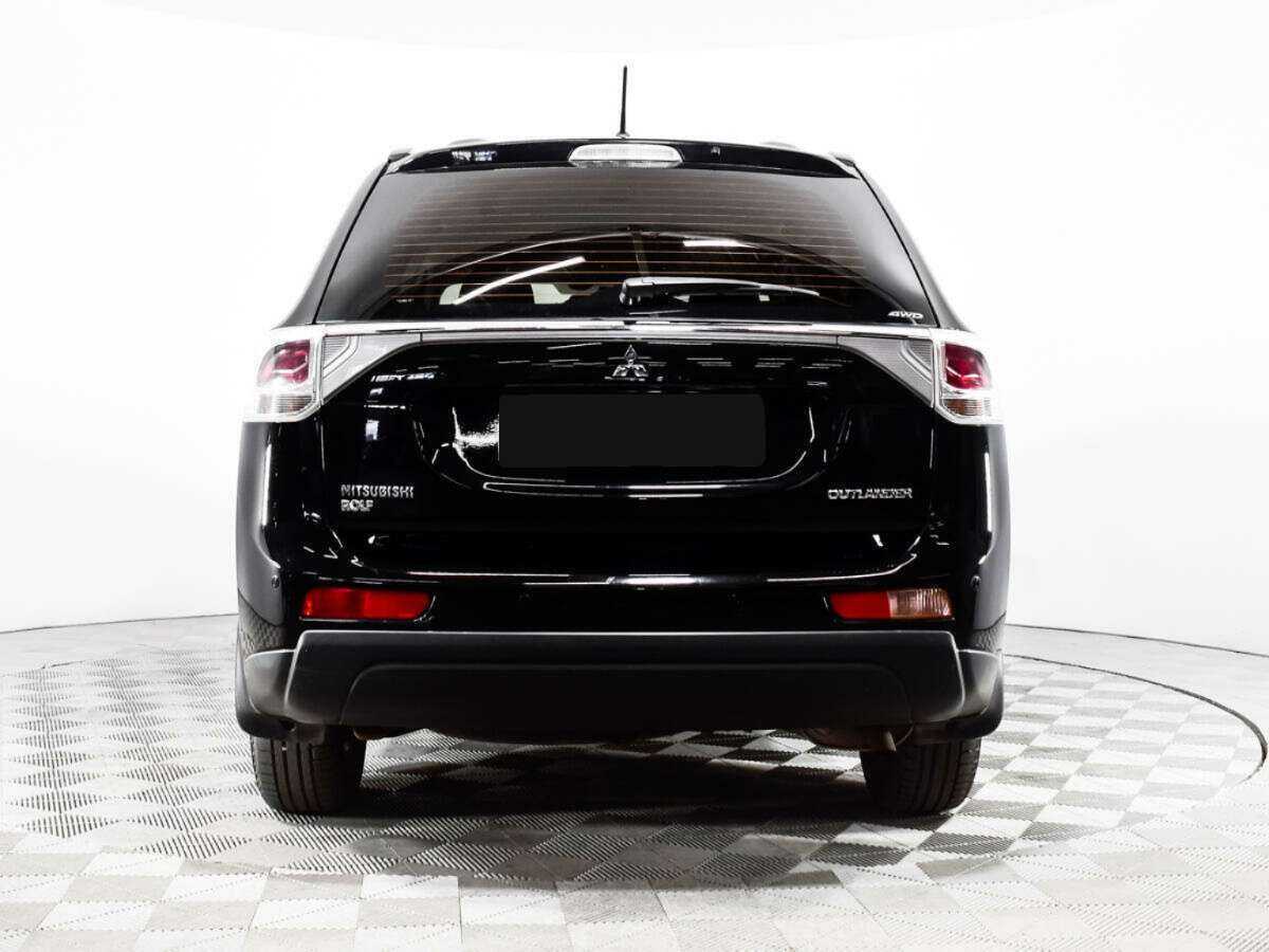 Купить Mitsubishi Outlander с пробегом. Фото: #5