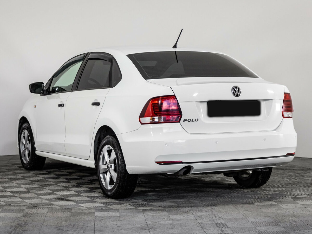 Купить Volkswagen Polo с пробегом. Фото: #5