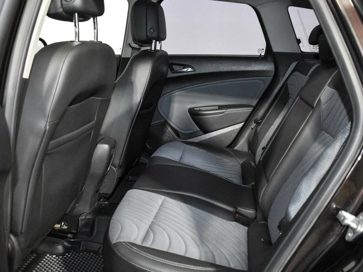 Купить Opel Astra с пробегом. Фото: #9