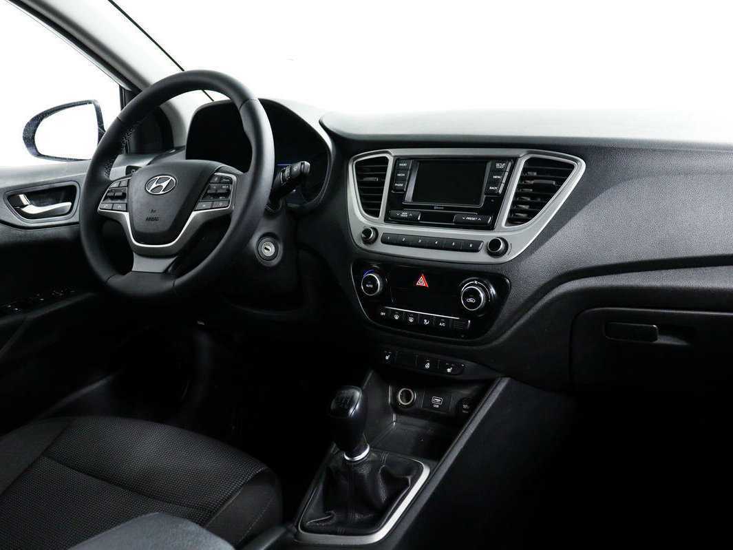 Купить Hyundai Solaris с пробегом. Фото: #8