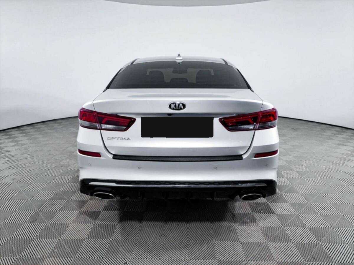 Купить Kia Optima с пробегом. Фото: #5