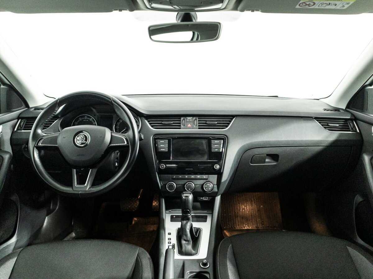 Купить Skoda Octavia с пробегом. Фото: #12