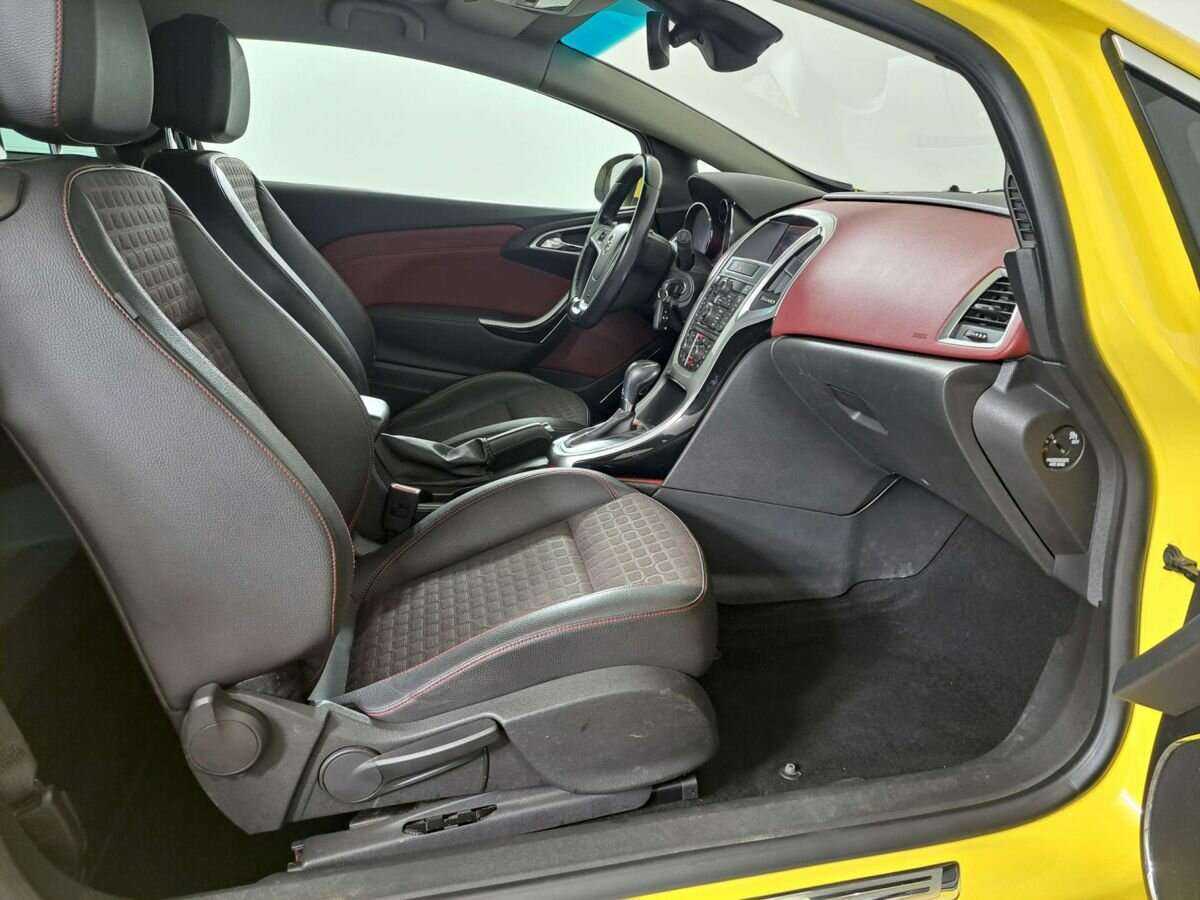 Купить Opel Astra с пробегом. Фото: #8