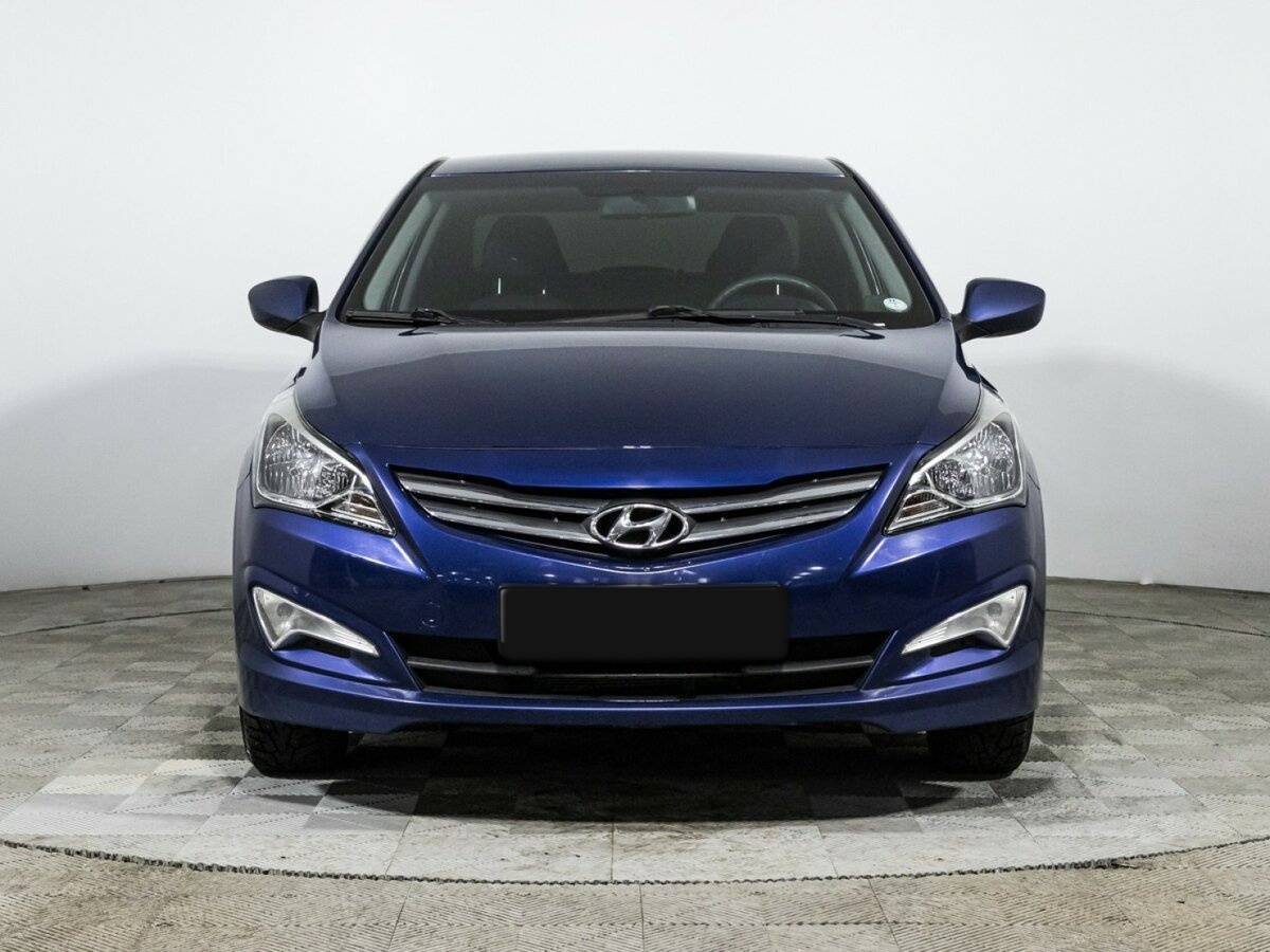Купить Hyundai Solaris с пробегом. Фото: #1