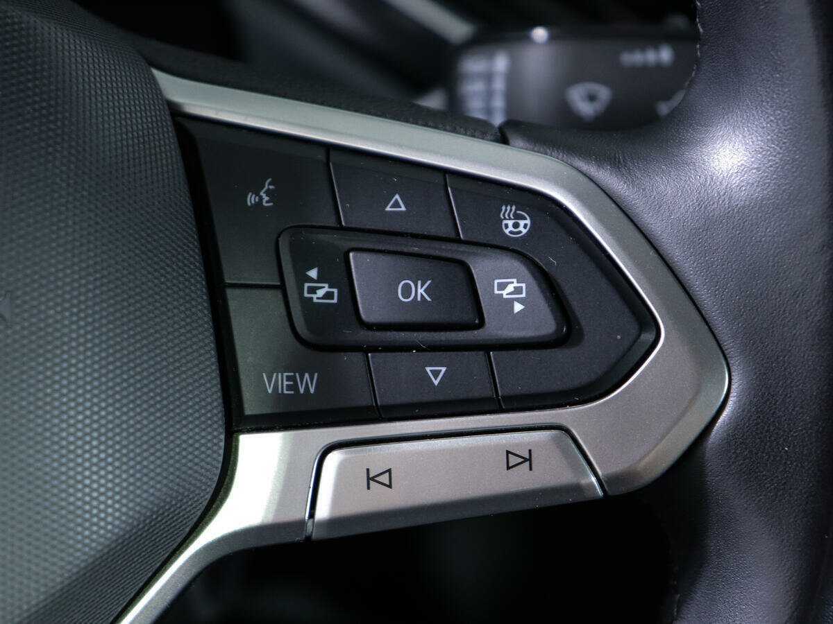 Купить Volkswagen Polo с пробегом. Фото: #18