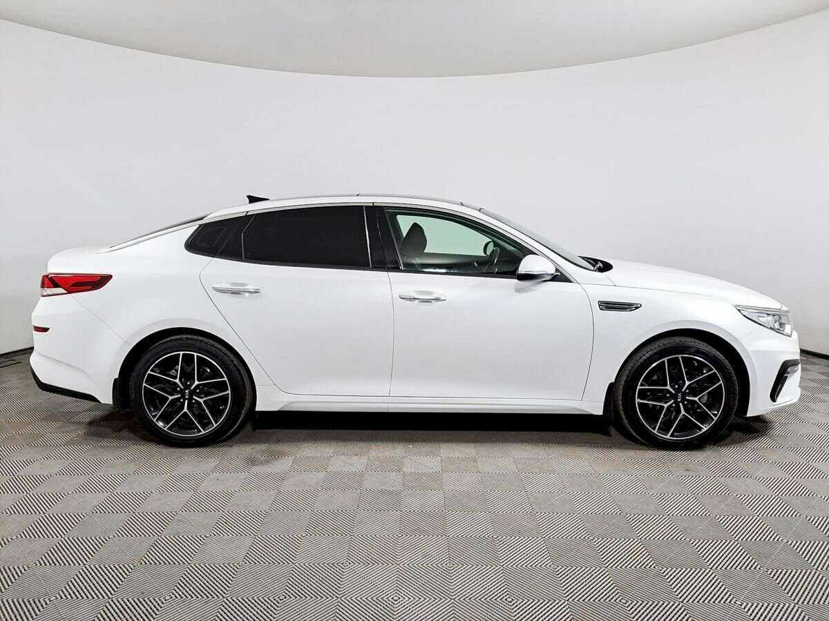 Купить Kia Optima с пробегом. Фото: #3