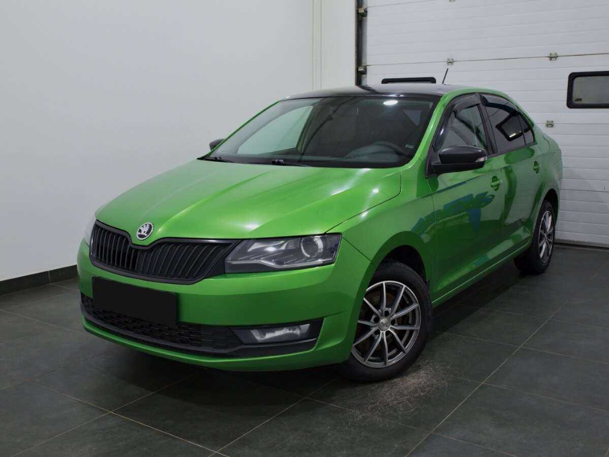 Купить Skoda Rapid с пробегом. Посмотреть фото