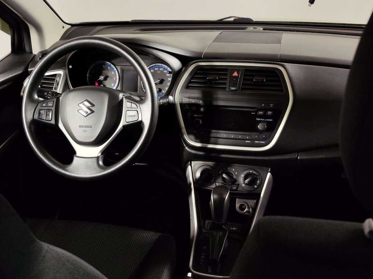 Купить Suzuki SX4 с пробегом. Фото: #13