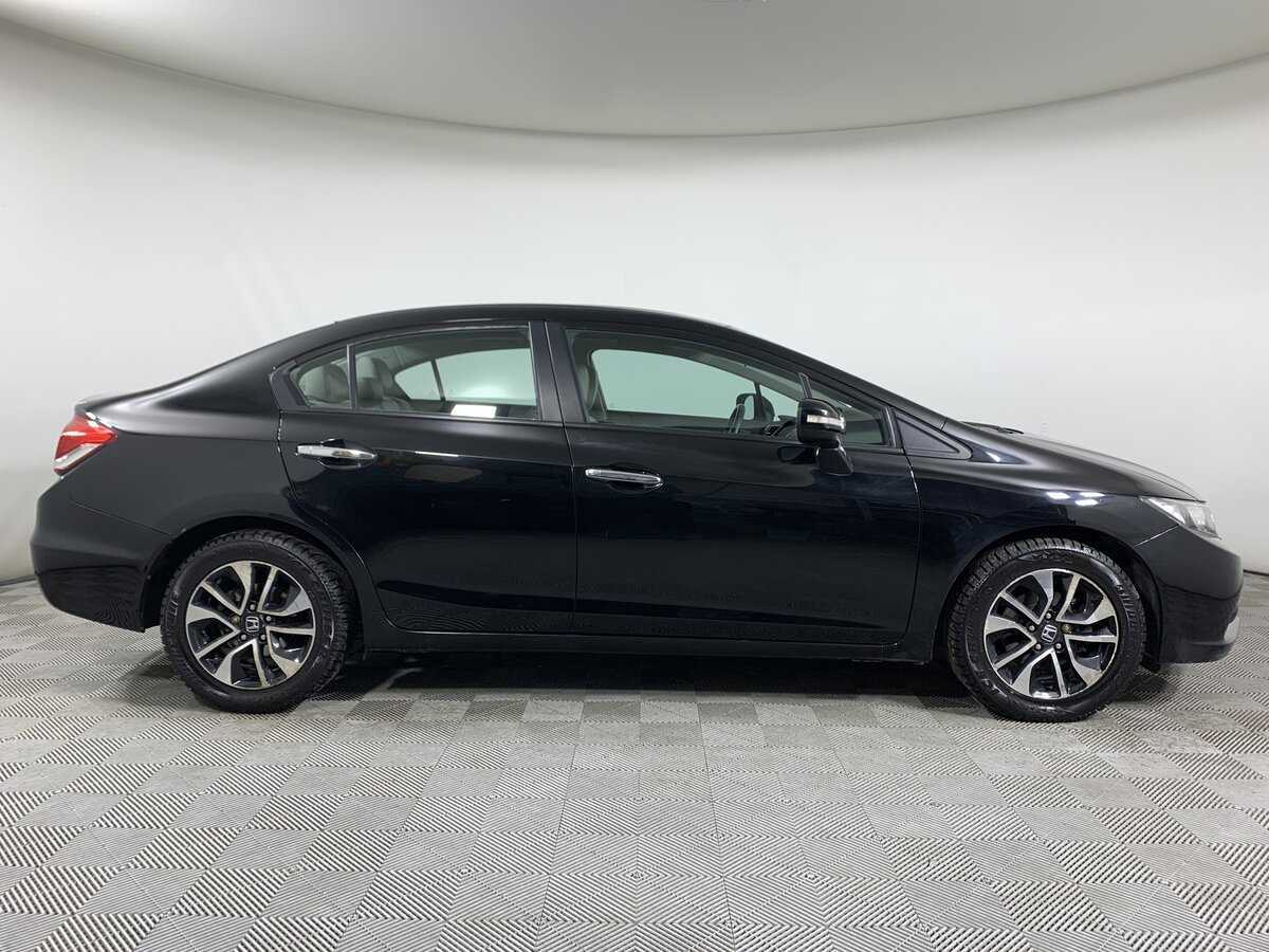 Купить Honda Civic с пробегом. Фото: #3