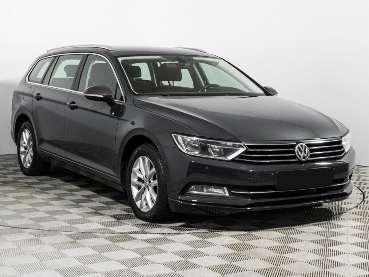 Купить Volkswagen Passat с пробегом. Фото: #2