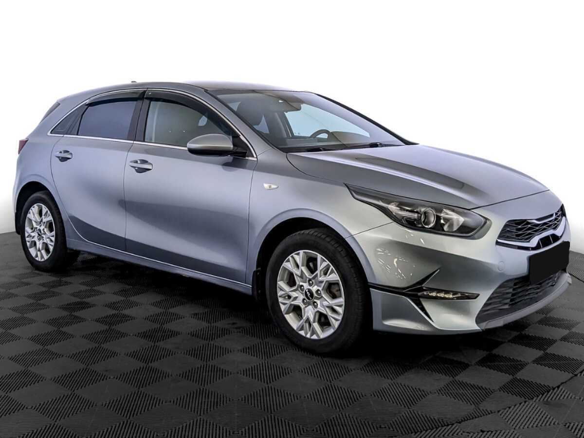 Купить Kia Ceed с пробегом. Фото: #2