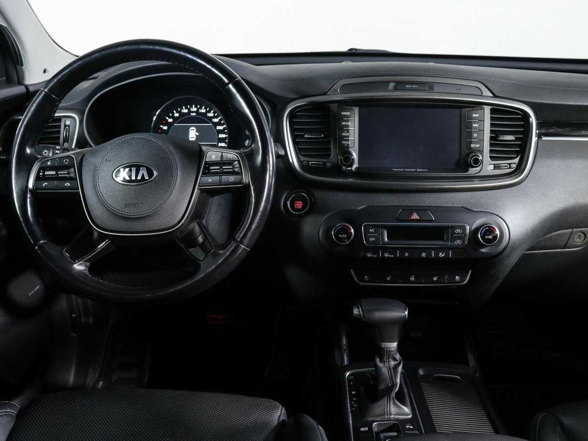 Купить Kia Sorento с пробегом. Фото: #8