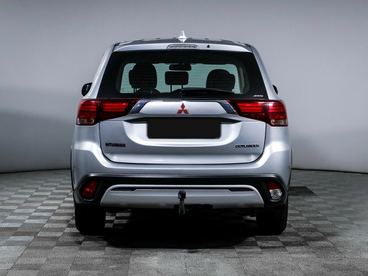 Купить Mitsubishi Outlander с пробегом. Фото: #5
