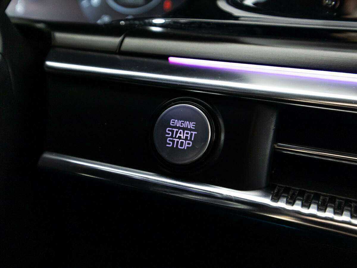 Купить Kia K5 с пробегом. Фото: #21