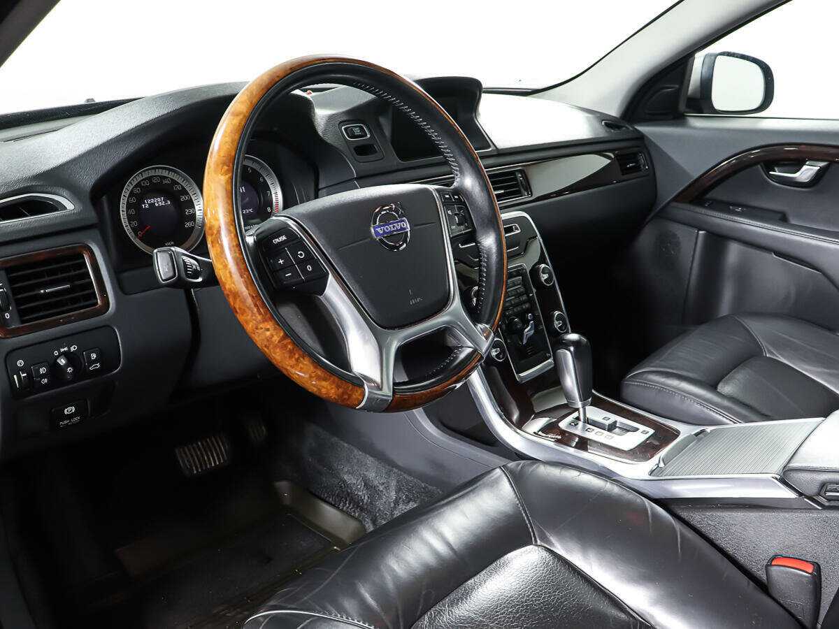 Купить Volvo S80 с пробегом. Фото: #11